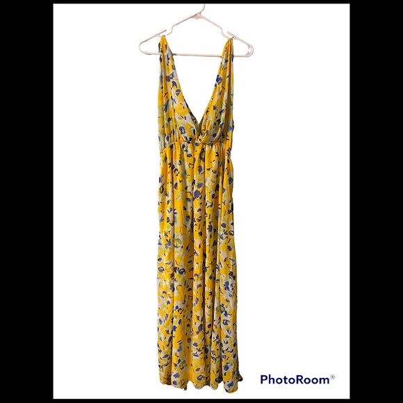 Perfect Pick Floral Maxi Dress - Picture 3 of 7